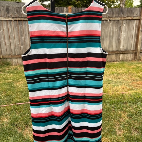 Pretty Sleeveless Worthington Dress - Ladies XL - Picture 2 of 3